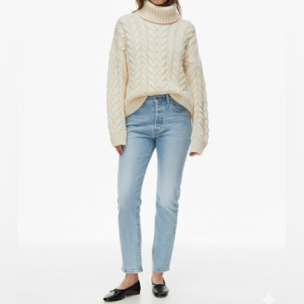 Levi's Straight Leg Jeans in Light Blue